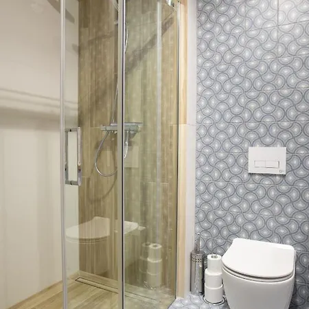 Arkadia Parking, Basen, Sauna, Silownia, Jacuzzi, Sala Zabaw Dla Dzieci W Cenie!