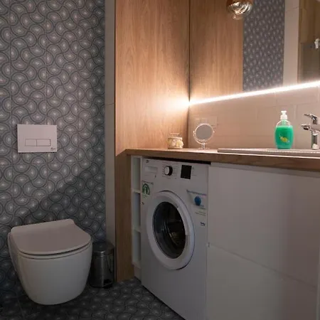Arkadia Parking, Basen, Sauna, Silownia, Jacuzzi, Sala Zabaw Dla Dzieci W Cenie! Daire *