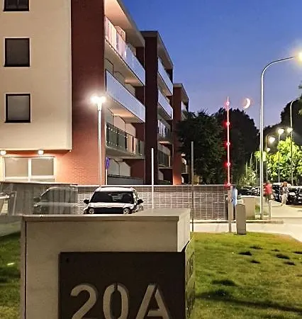 Daire Arkadia Parking, Basen, Sauna, Silownia, Jacuzzi, Sala Zabaw Dla Dzieci W Cenie! *